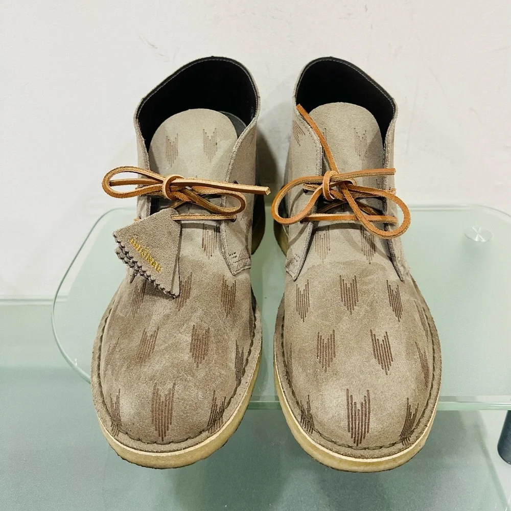 Clarks Original's  Desert Boot Men's Grey Interest‎ Suede  size  10,5
